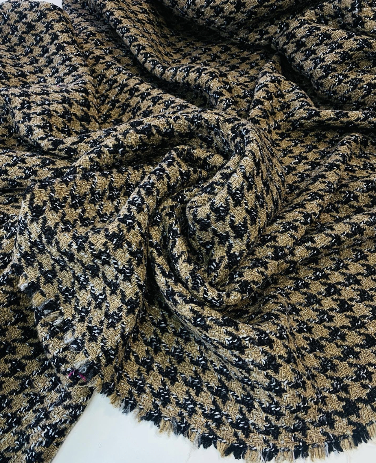 Wool Tweed - Image 2