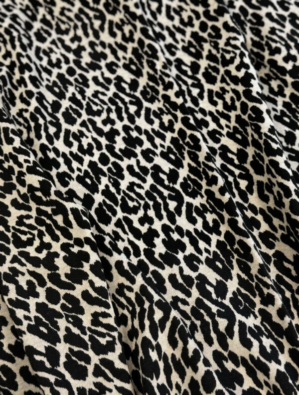 Jersey Leo - Image 4