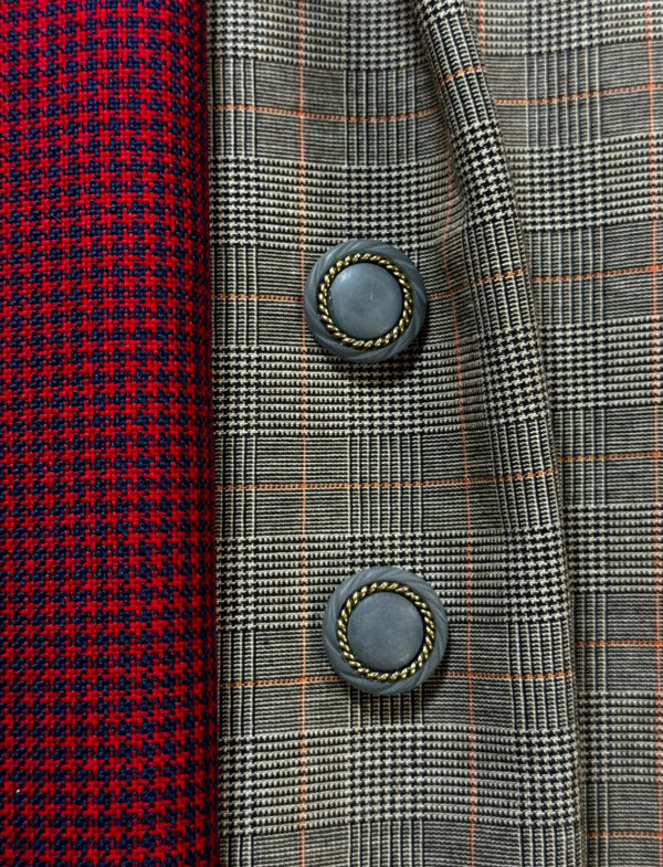 Wool-based suiting fabric - Image 3