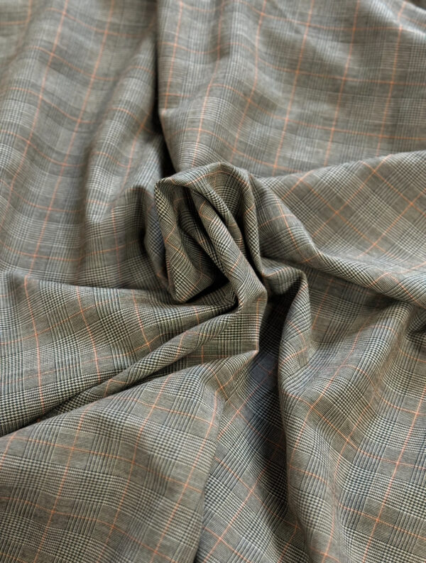 Wool-based suiting fabric - Image 2