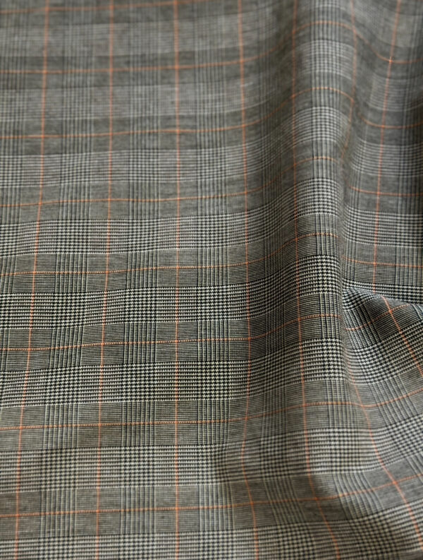 Wool-based suiting fabric - Image 4