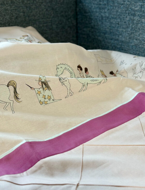 Duvet set "Magical parade with burgundy trim" - Image 4