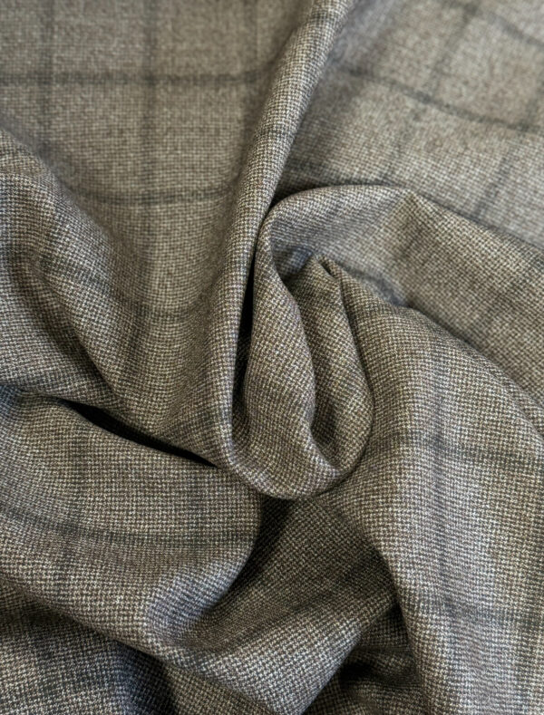 Wool suiting fabric