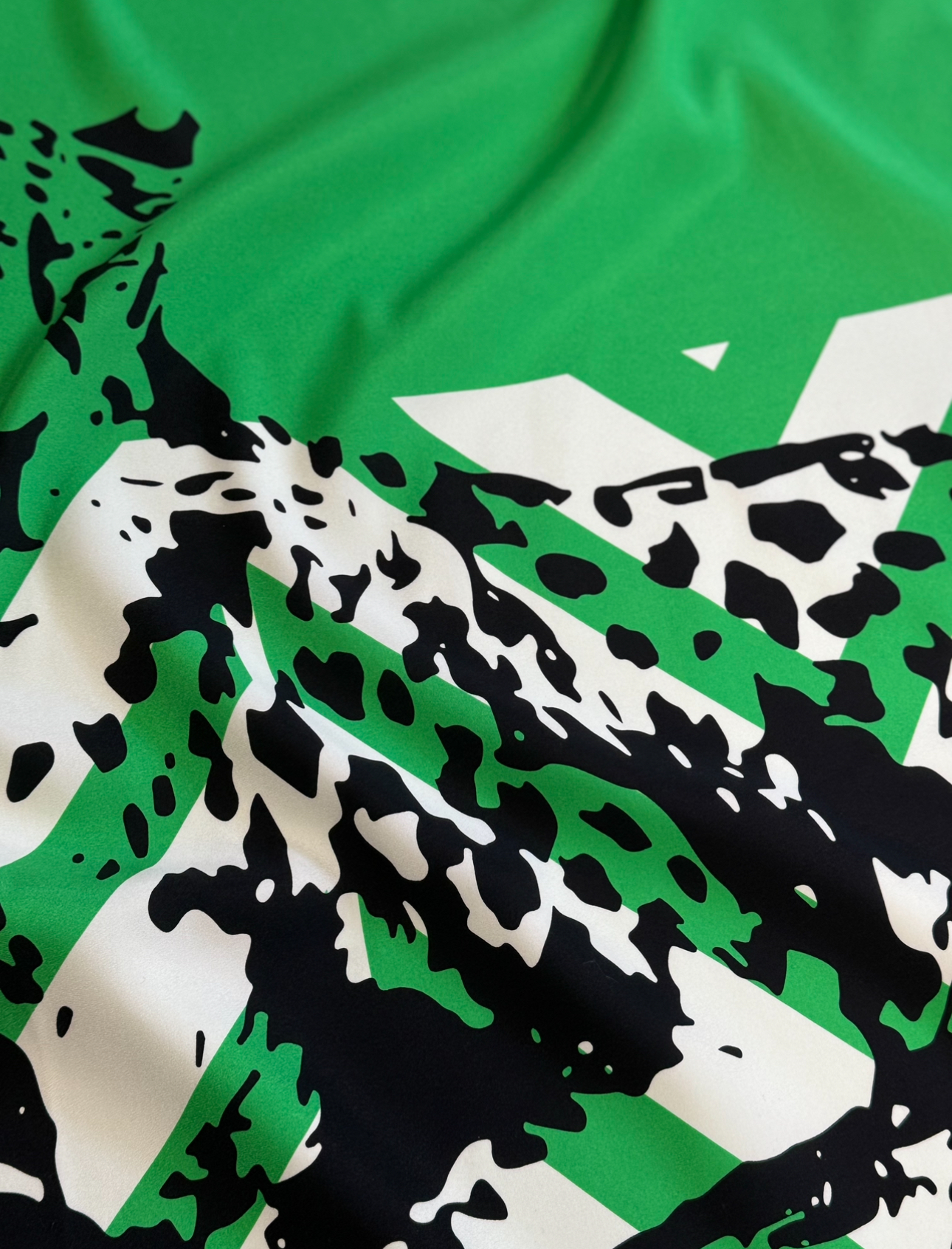 Silk green cupon leopard - Image 6