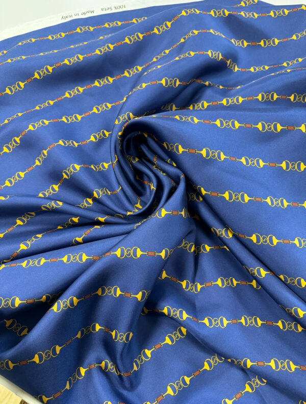 Silk "Chain" - Image 6