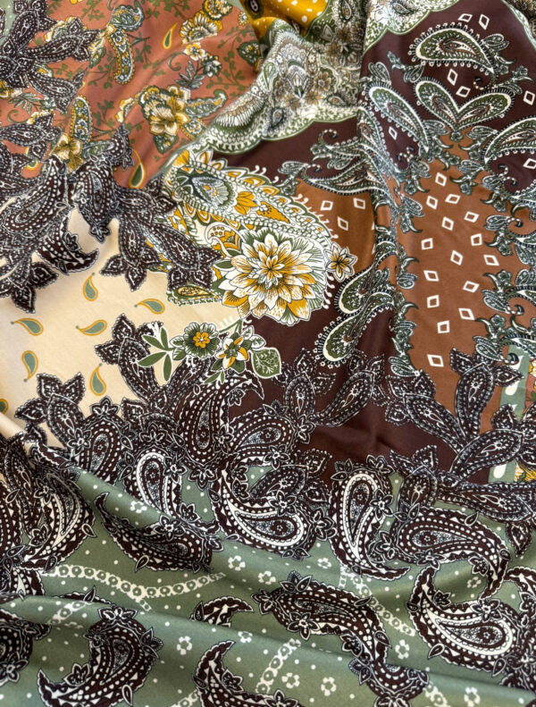 Viscose beige print - Image 2